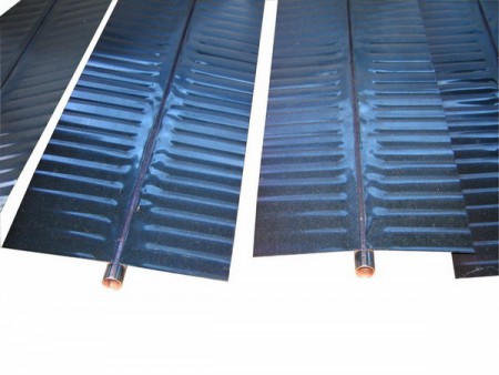 Absorvedor solar de permuta com fluido térmico