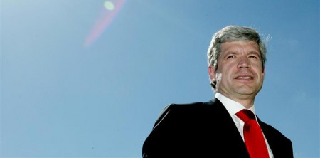 Martifer afunda 18% após agravar prejuízos e vender unidade de energia solar 01/12/2014